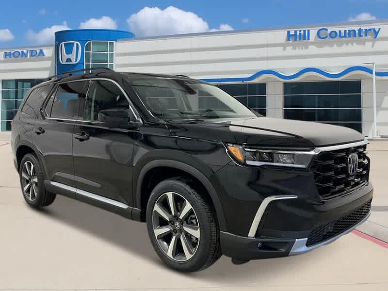 new 2025 Honda Pilot car, priced at $54,530