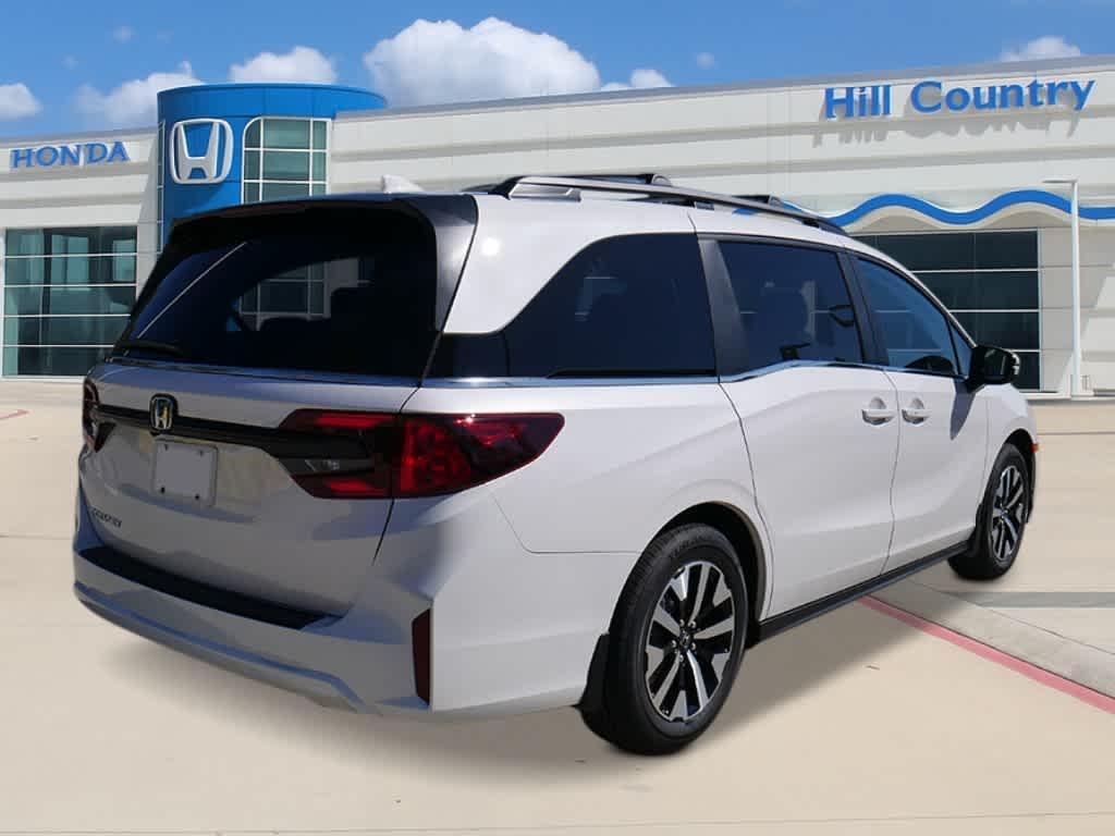 new 2026 Honda Odyssey car, priced at $42,810
