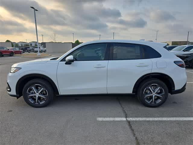 new 2025 Honda HR-V car, priced at $30,042