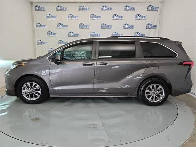used 2021 Toyota Sienna car, priced at $30,895