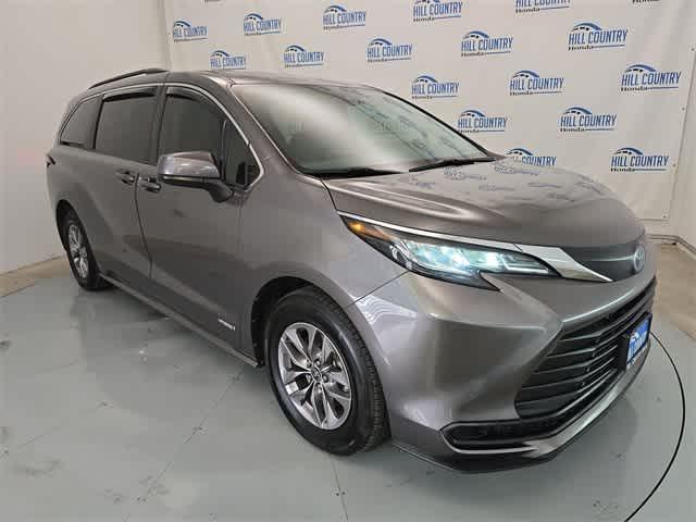 used 2021 Toyota Sienna car, priced at $30,895