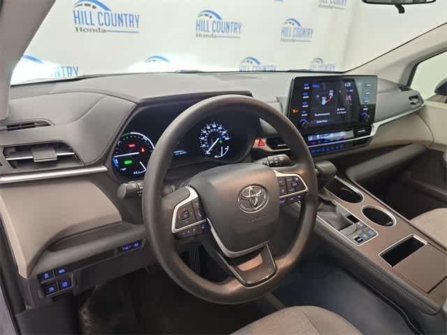 used 2021 Toyota Sienna car, priced at $30,895