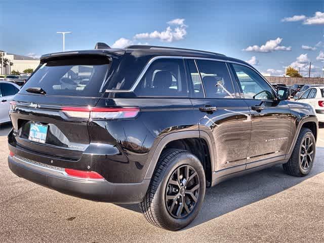 used 2023 Jeep Grand Cherokee car, priced at $24,695