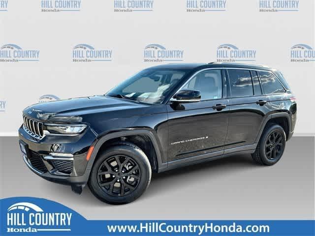 used 2023 Jeep Grand Cherokee car, priced at $24,695