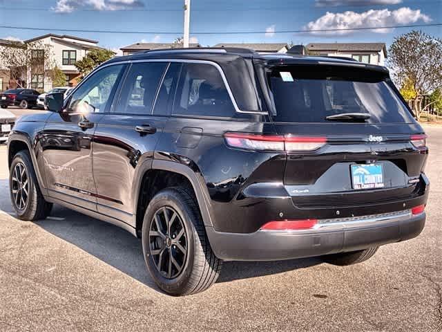 used 2023 Jeep Grand Cherokee car, priced at $24,695