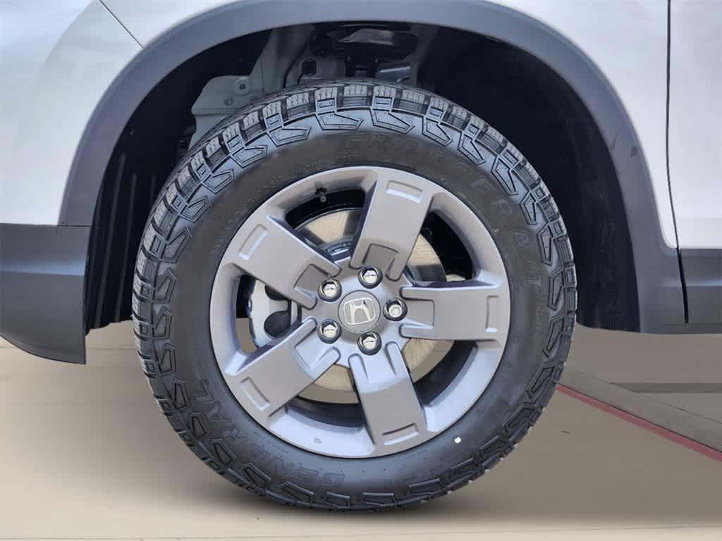 new 2025 Honda Ridgeline car, priced at $45,423