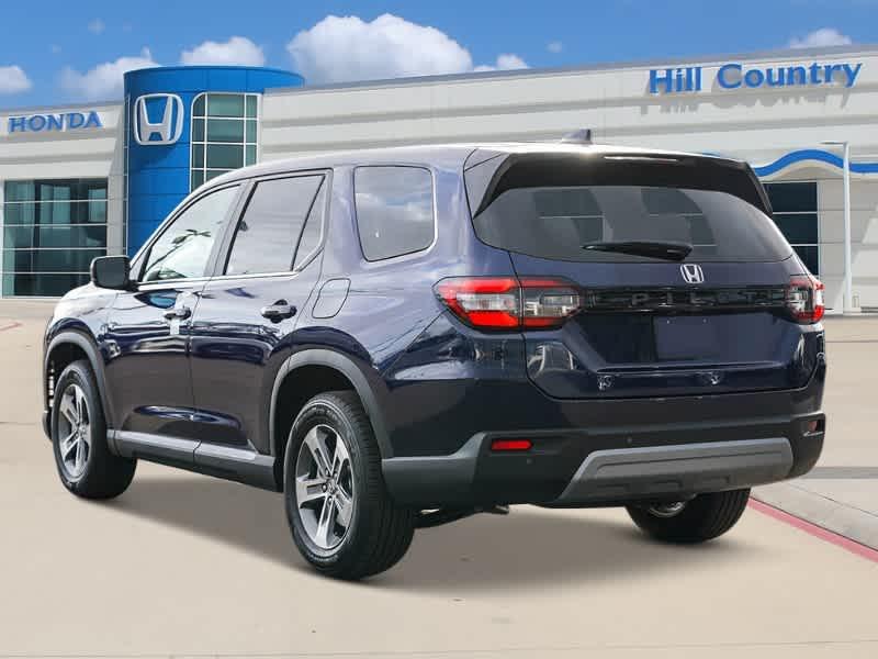 new 2025 Honda Pilot car, priced at $45,725