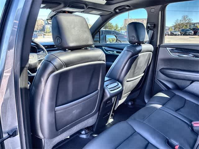 used 2021 Cadillac XT6 car, priced at $26,595