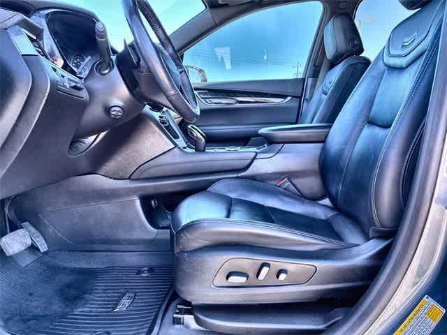 used 2021 Cadillac XT6 car, priced at $26,595