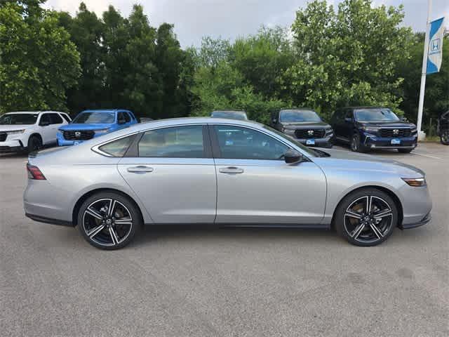 new 2025 Honda Accord Hybrid car, priced at $33,223