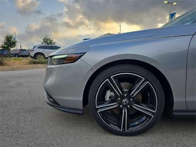 new 2025 Honda Accord Hybrid car, priced at $33,223