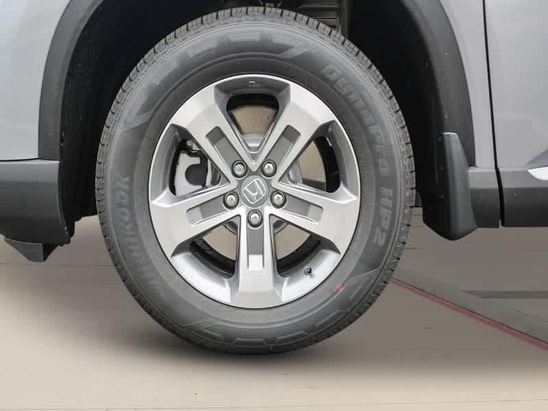 new 2025 Honda Pilot car, priced at $44,995