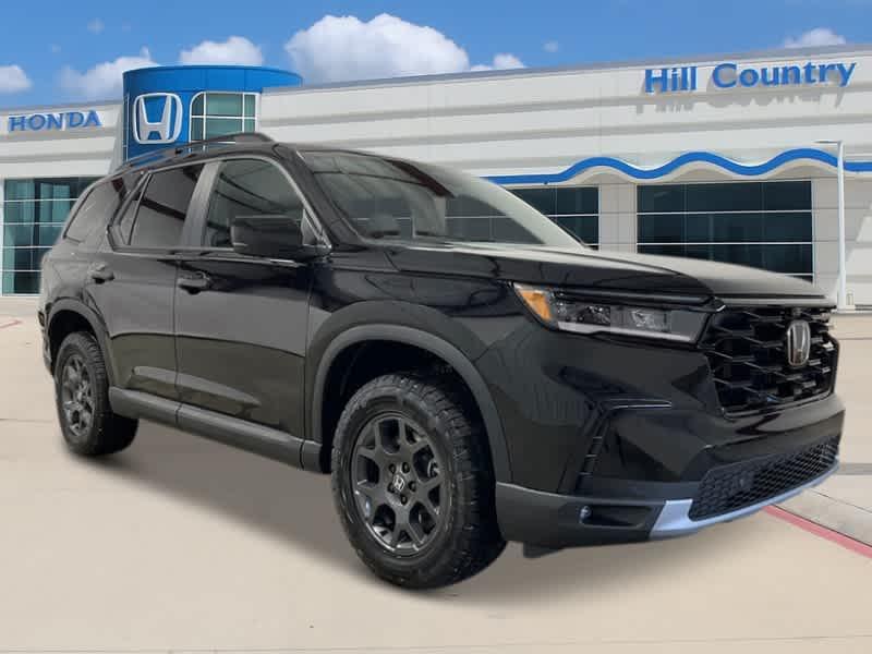 new 2025 Honda Pilot car, priced at $50,895