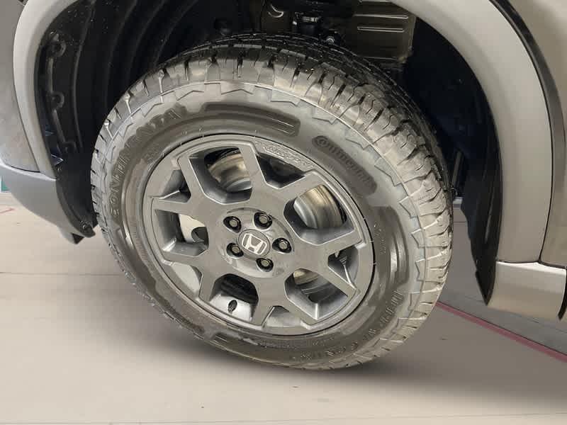 new 2025 Honda Pilot car, priced at $50,895