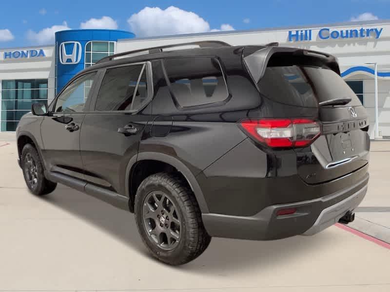 new 2025 Honda Pilot car, priced at $50,895