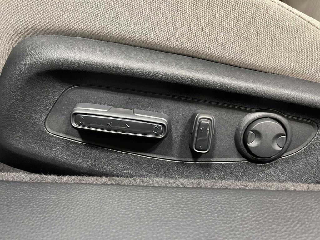 new 2025 Honda Accord car, priced at $30,374