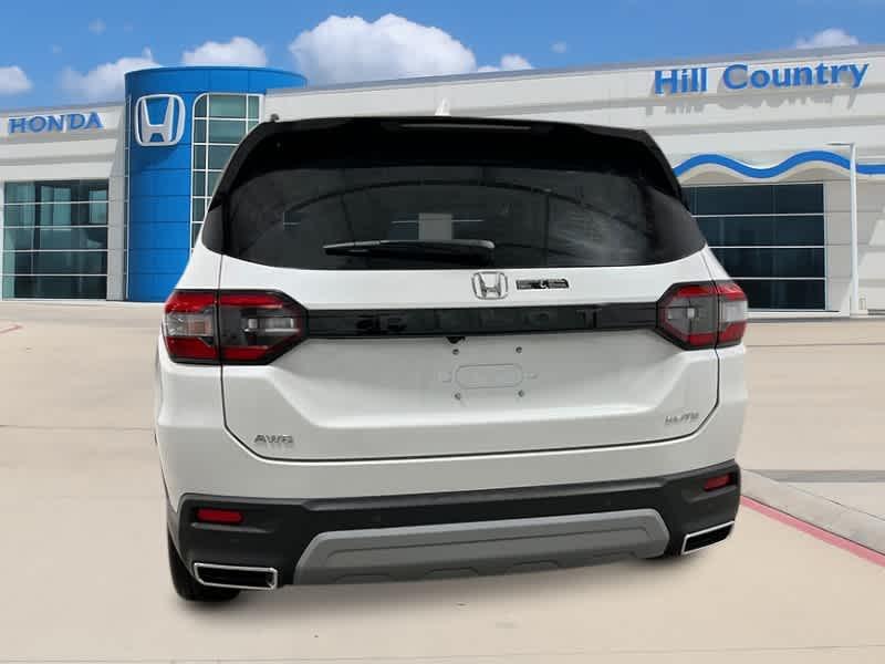 new 2025 Honda Pilot car, priced at $54,760