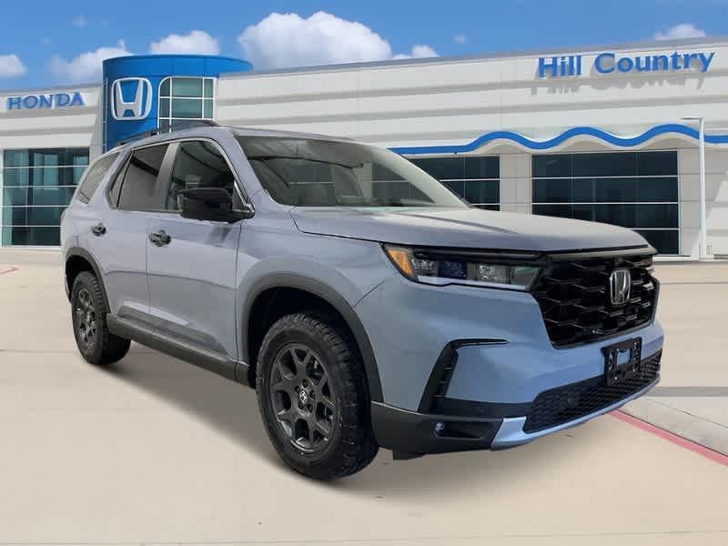 new 2025 Honda Pilot car, priced at $51,830