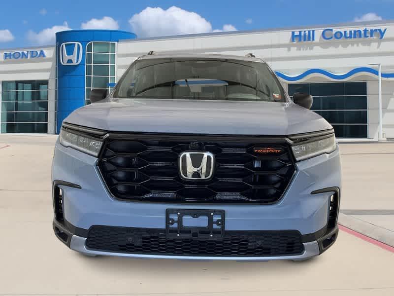 new 2025 Honda Pilot car, priced at $51,830