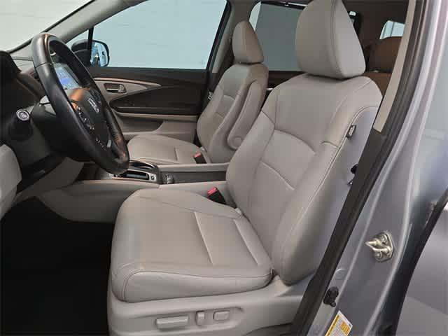 used 2018 Honda Pilot car, priced at $15,995
