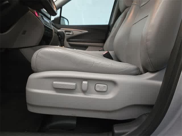 used 2018 Honda Pilot car, priced at $15,995