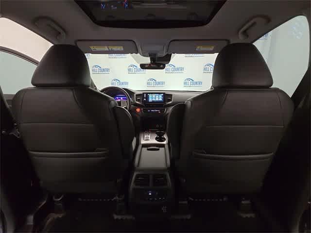 used 2022 Honda Pilot car, priced at $25,695