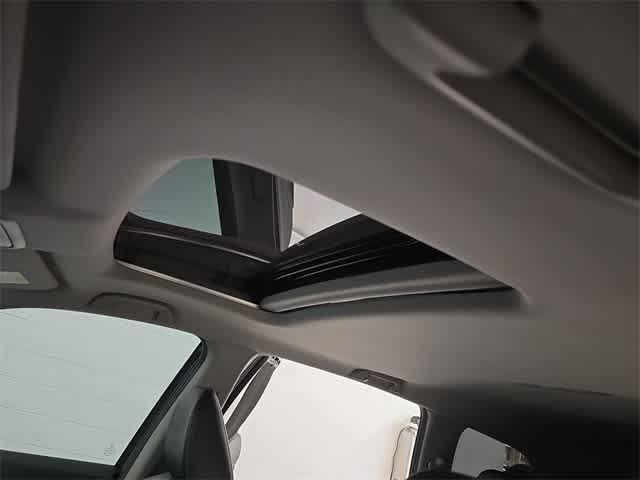 used 2022 Honda Pilot car, priced at $25,695