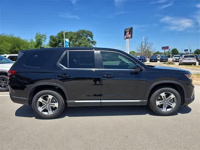 new 2025 Honda Pilot car, priced at $44,323