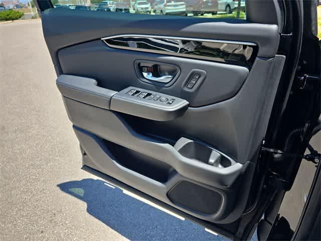 new 2025 Honda Pilot car, priced at $44,323