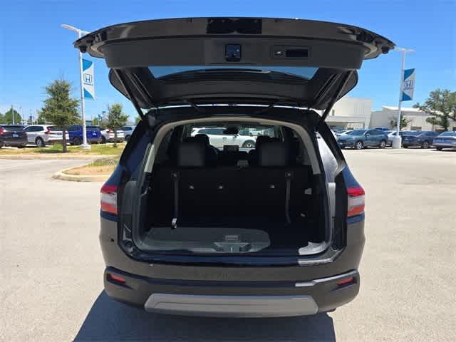 new 2025 Honda Pilot car, priced at $44,323