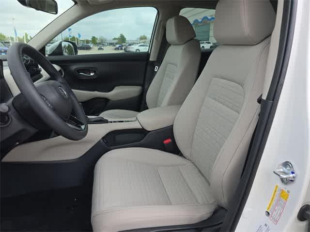 new 2025 Honda HR-V car, priced at $26,262
