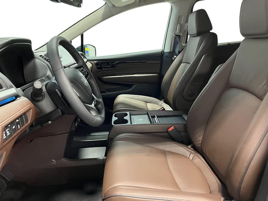 new 2026 Honda Odyssey car, priced at $45,860