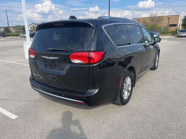 used 2018 Chrysler Pacifica car, priced at $13,695