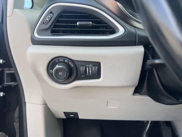 used 2018 Chrysler Pacifica car, priced at $13,695
