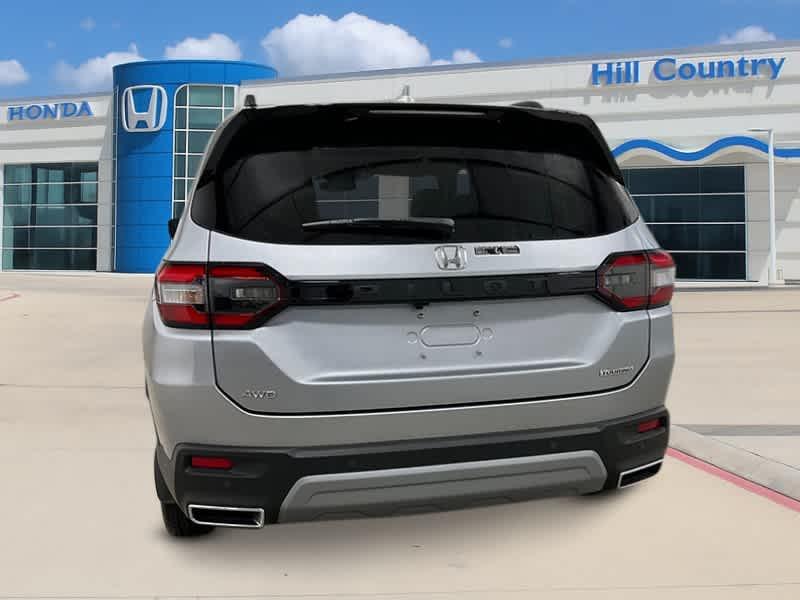 new 2025 Honda Pilot car, priced at $47,923