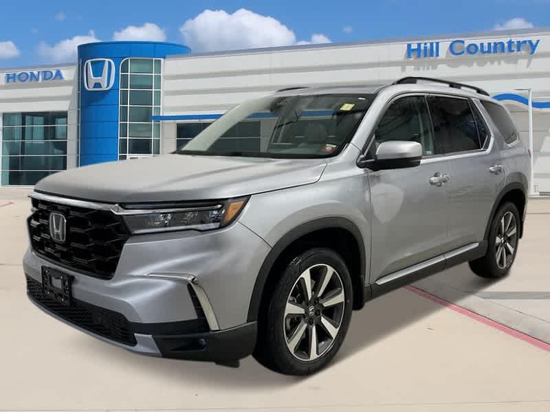 new 2025 Honda Pilot car, priced at $47,923