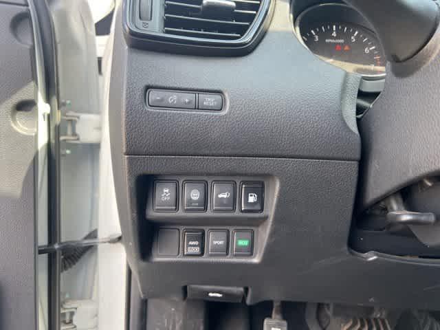 used 2019 Nissan Rogue car, priced at $14,595