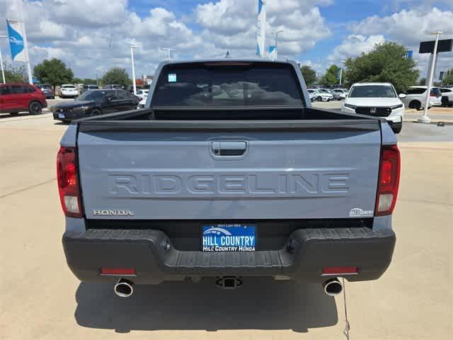 new 2025 Honda Ridgeline car, priced at $42,092