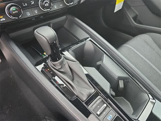new 2025 Honda Accord Hybrid car, priced at $33,489