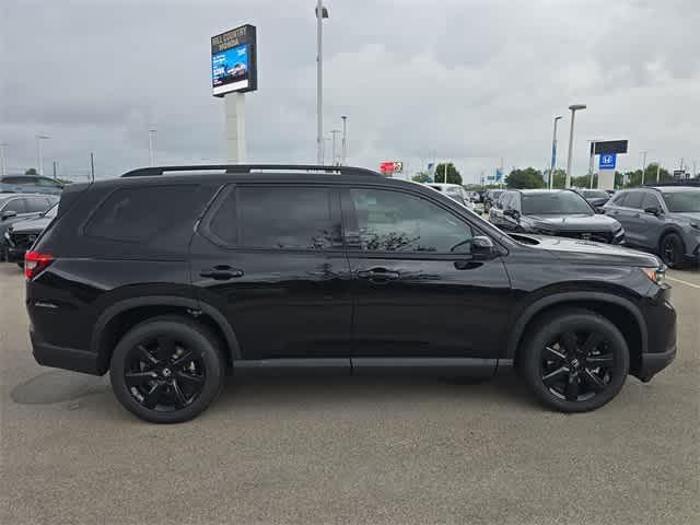 new 2025 Honda Pilot car, priced at $51,654