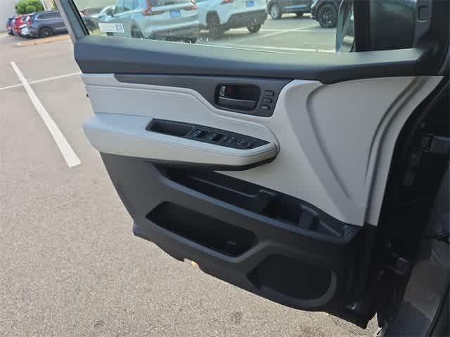 new 2025 Honda Odyssey car, priced at $41,252