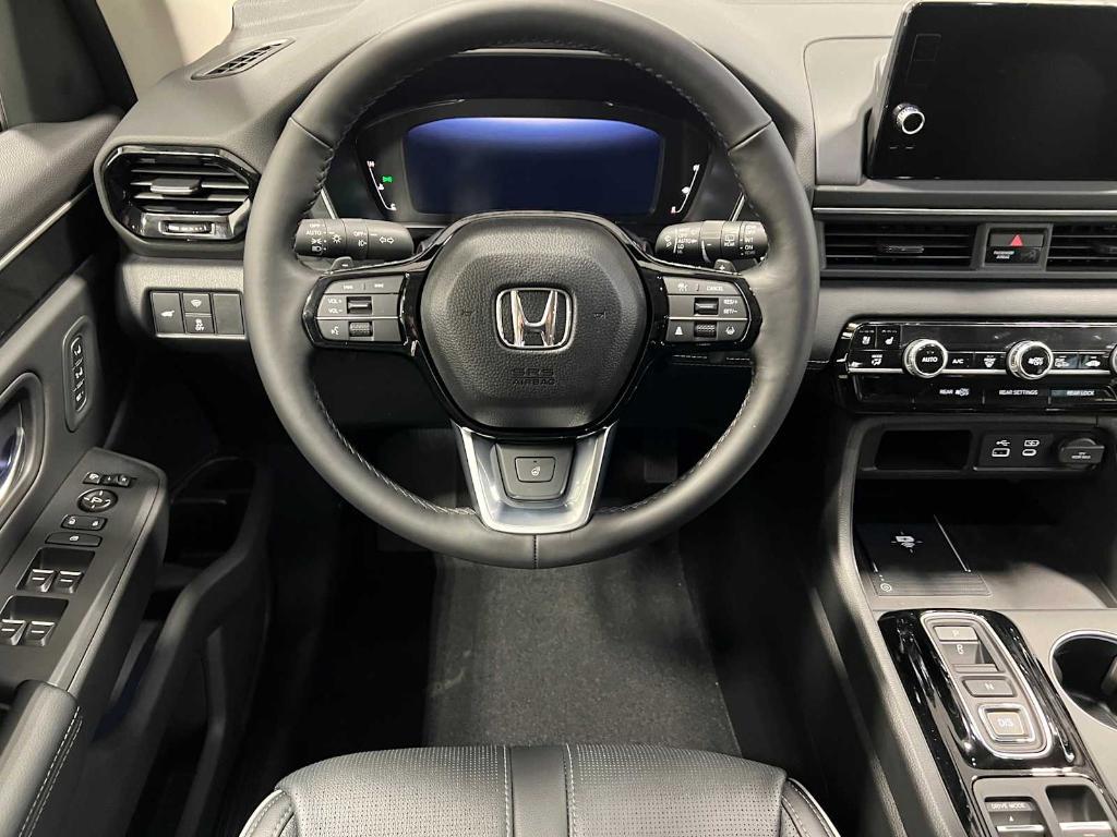 new 2025 Honda Pilot car, priced at $54,030
