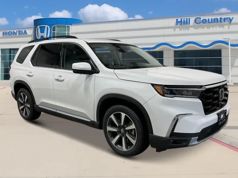 new 2025 Honda Pilot car, priced at $54,030