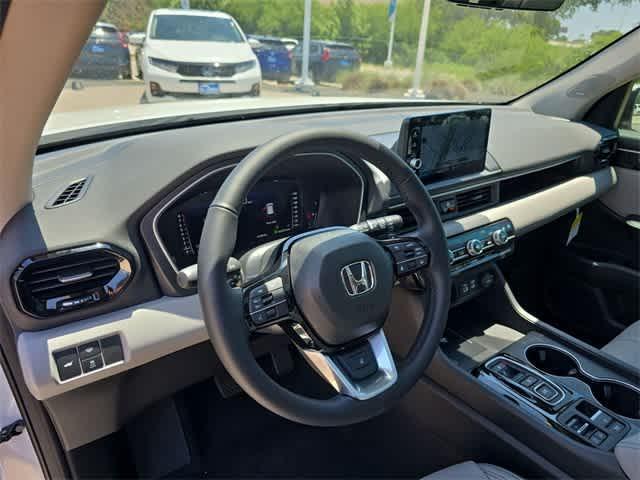 new 2025 Honda Pilot car, priced at $53,985