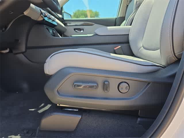new 2025 Honda Pilot car, priced at $53,985