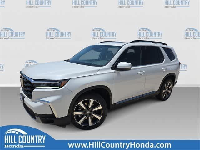 new 2025 Honda Pilot car, priced at $53,985