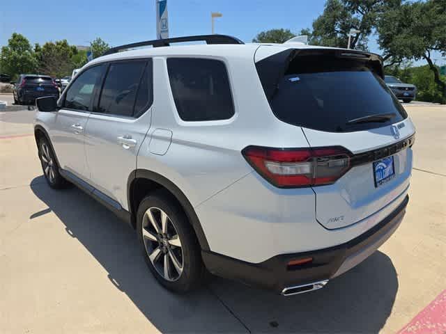 new 2025 Honda Pilot car, priced at $53,985