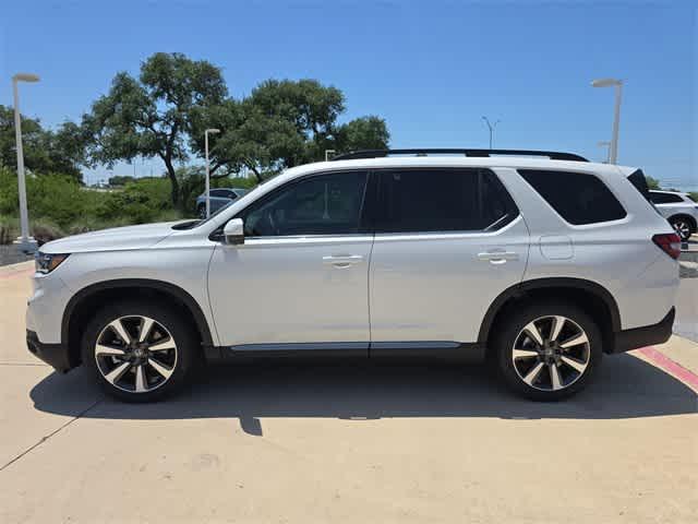 new 2025 Honda Pilot car, priced at $53,985