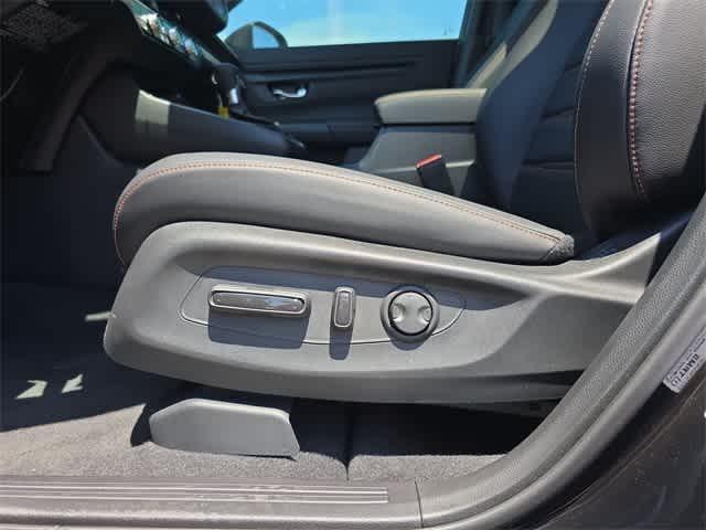 new 2025 Honda CR-V Hybrid car, priced at $38,609