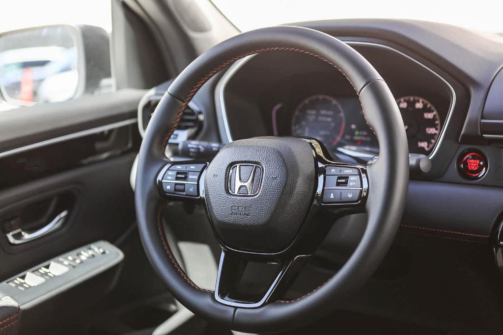 new 2025 Honda Pilot car, priced at $42,150